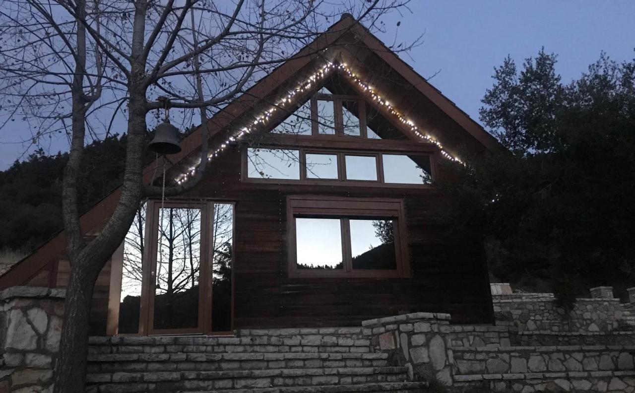 Chalet In The Forest Kalavryta Exterior foto