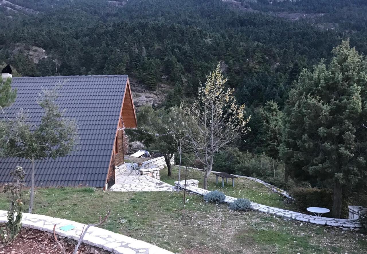 Chalet In The Forest Kalavryta Exterior foto